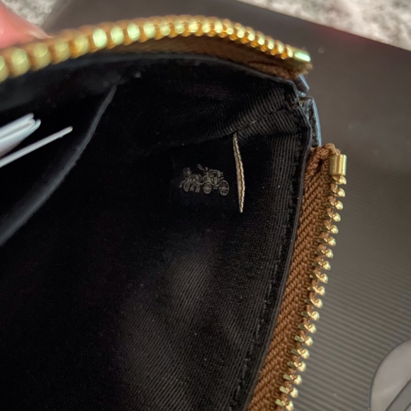 🖤 Coach Wristlet 🖤 - Picture 5 of 5